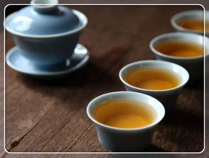 很多人都有喝茶的习惯 但营养师奉劝 这三类人一定要戒掉 看点快报