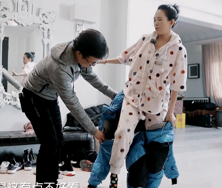 章子怡家里到底多有钱?看见汪峰的拖鞋,打脸半