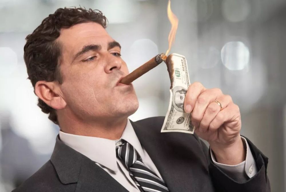 一位职业交易员的自白:24小时内,我交易超过100笔