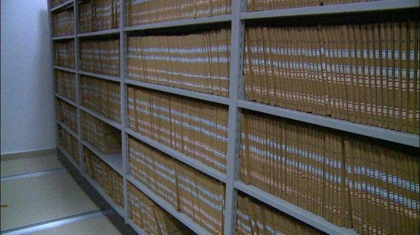 新建的县档案馆是我县历史上建成的首个集保管,科研,展示,服务于一体