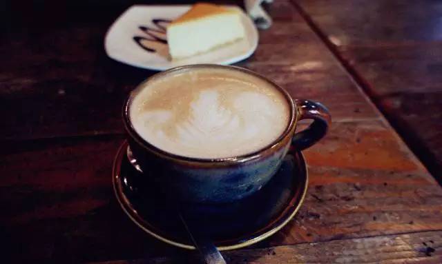 忘掉淮海中路、昌里路 这8条路才是秋天应该去