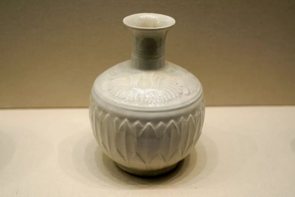 定州博物馆藏品,以定窑瓷器最为突出,值得鉴赏