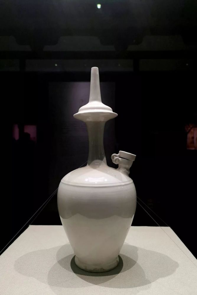 定州博物馆藏品,以定窑瓷器最为突出,值得鉴赏