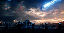 漫威电影宇宙雷神实力分析,复联第一战斗是吹出来的?