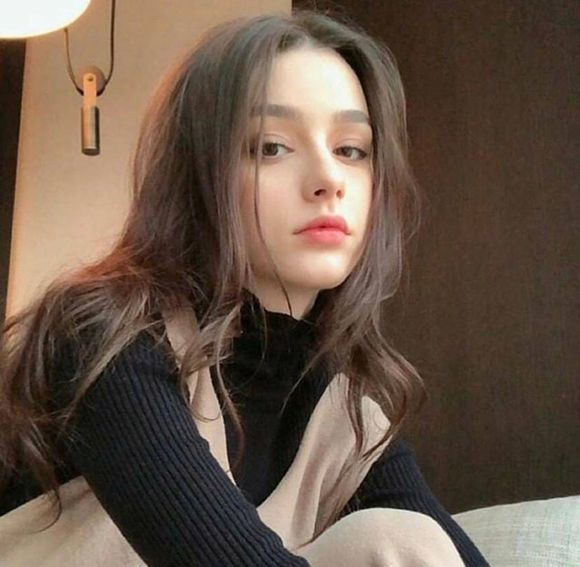 城府深的女人,会在这些时候"装傻"