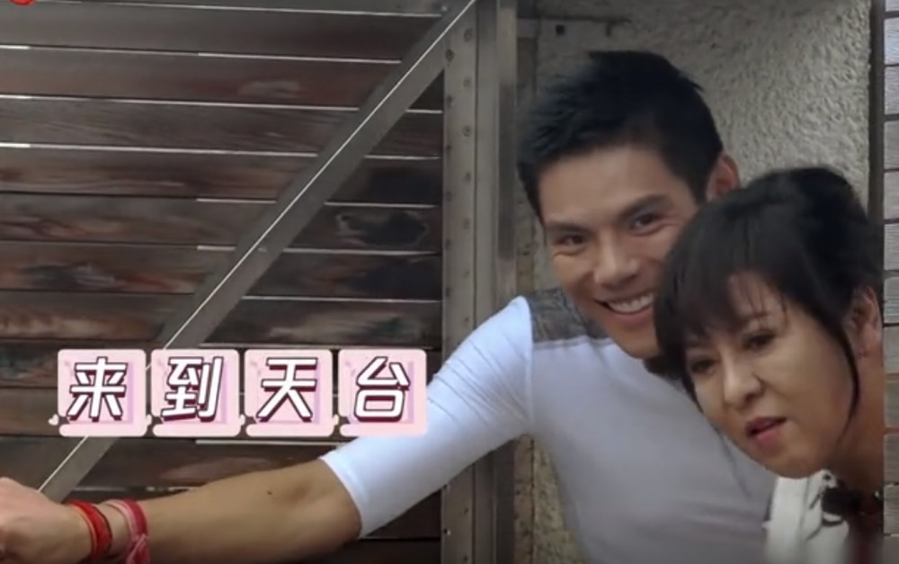 向佐家天台如豪宅,有谁注意到天台上面的装修