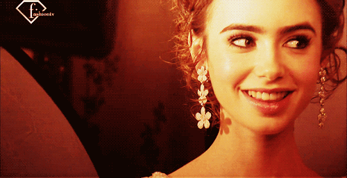 壁纸 剧照 视频截图 500_257 gif 动态图 动图