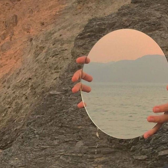 唯美·ins·背景图:波光粼粼的海水,像极了爱情!