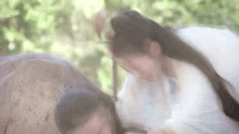 昨天刚更新了鸳鸯浴……看得人两眼冒星!