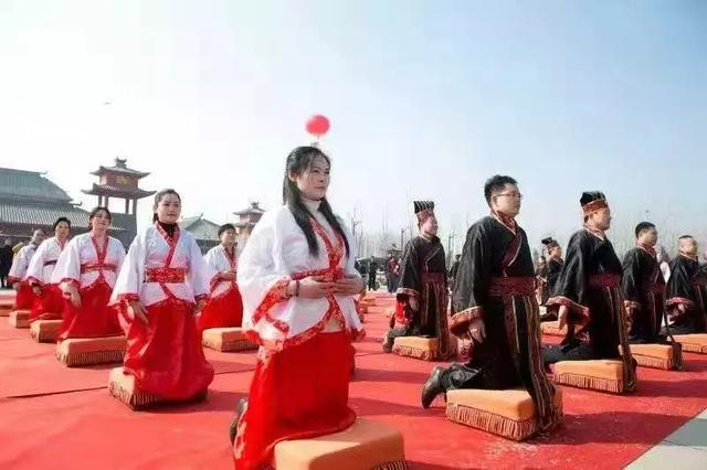 尚尧酒店参加菏泽首届"穿汉服,行汉礼,拜商圣,祈商运"