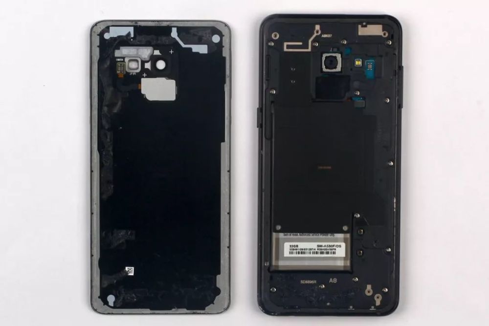 零件几乎全是 三星制造 三星galaxy A8 拆解 看点快报