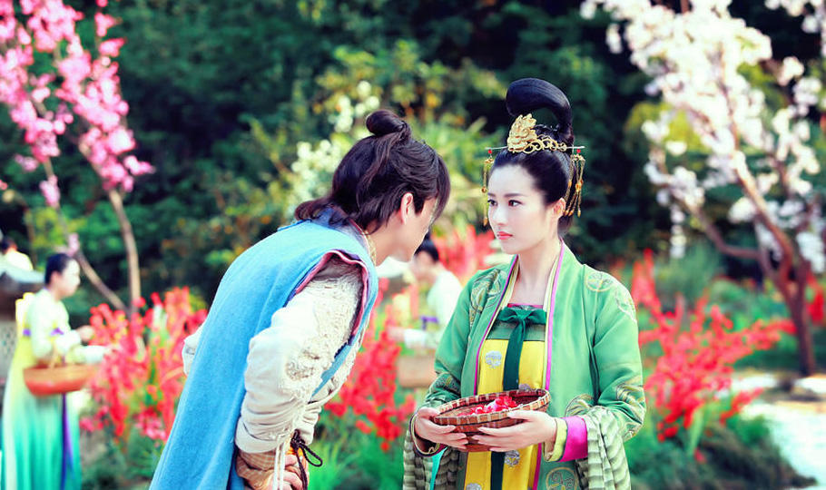 新版《倚天》中的纪晓芙太美了,原来她还演过其它金庸