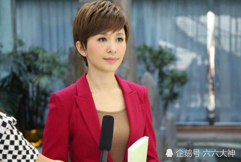 为何新闻联播主持人,工作几年后要开始"戴假发"说出来