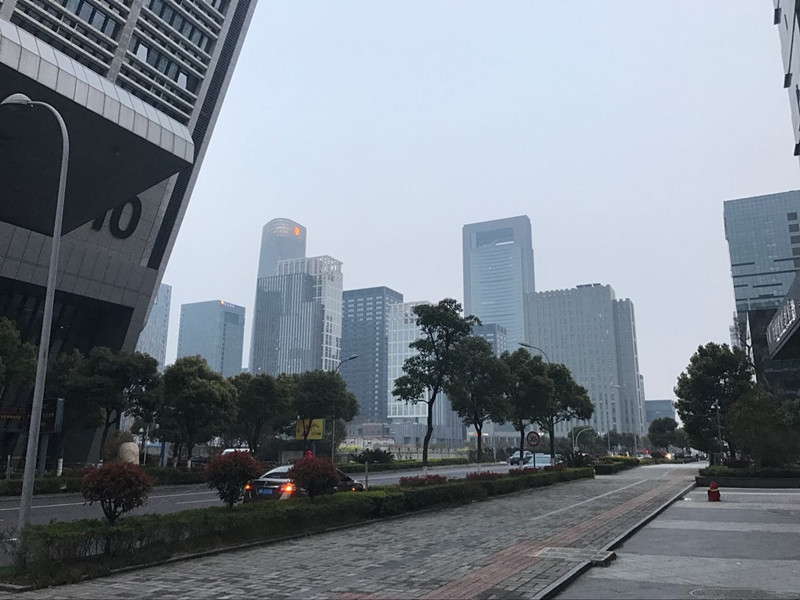 实拍宁波新城区东部新城:规划设计一流,高楼品质如日本城市