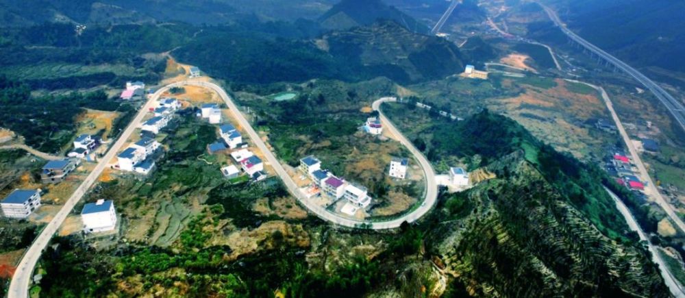 吉水县人口多少_吉水县桃花岛风景区(2)