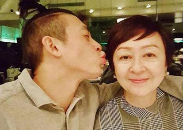陈冠希的妈妈和俩姐姐也美得不要不要的,网友:不输狄波拉张柏芝