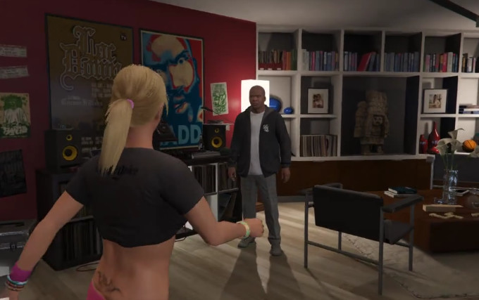 《gta5》麦克让崔西到小富家去玩会怎么样?一见钟情即