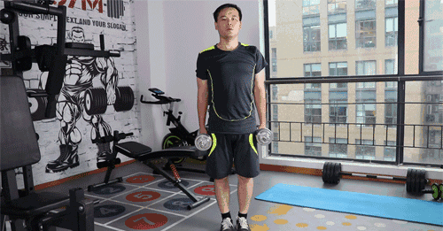 身高1.9米体重124斤,9年健身生涯,