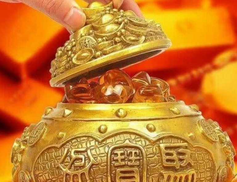 十二生肖中,2019年财神催财旺运,钱财上门进口袋的3生肖