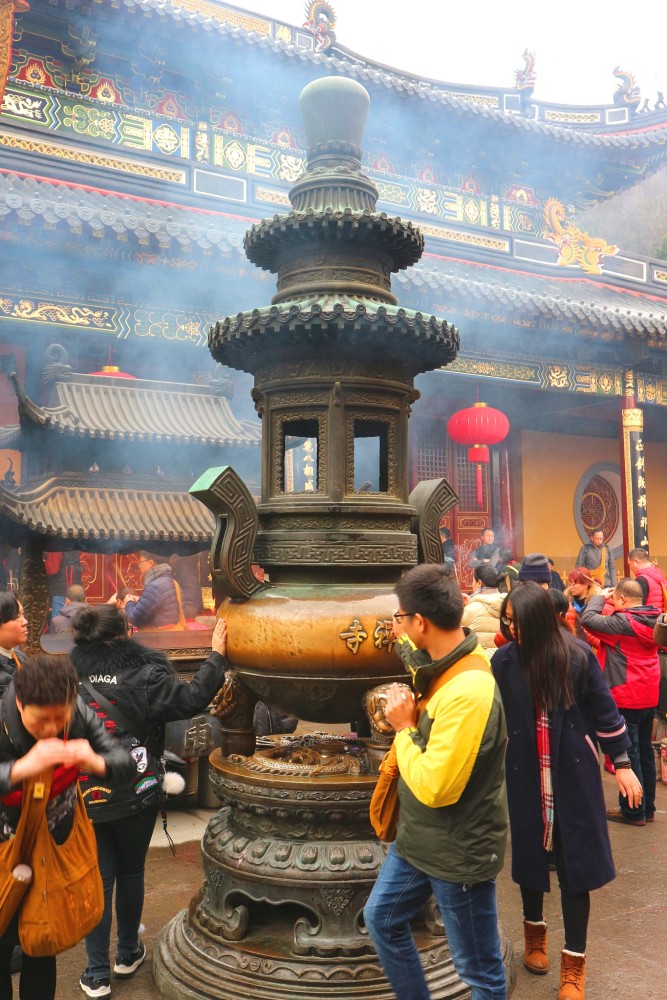 普陀山,南海观音,法雨寺,香客,普济寺,寺庙