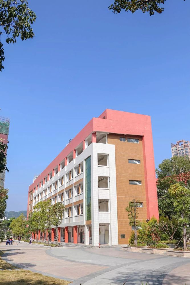 50年岁月悠悠,这里,是泉州城东中学!