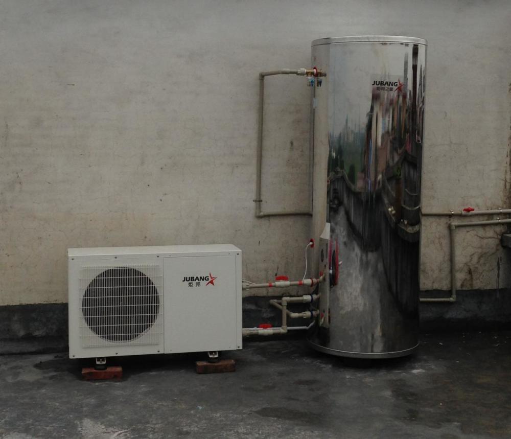 破空调外机改装成热水器,用的还是空气能
