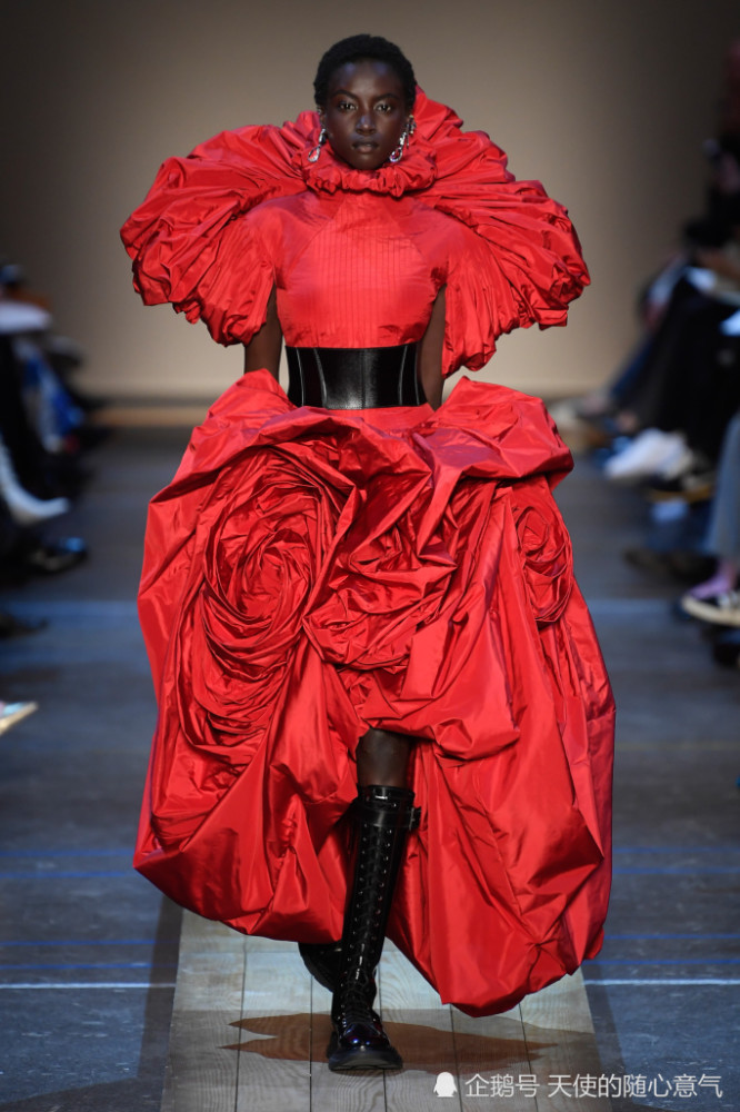 亚历山大麦昆alexandermcqueen2019秋冬系列