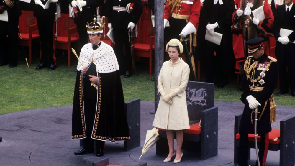 英国皇室庆祝查尔斯王子50年"不知疲倦地工作"!