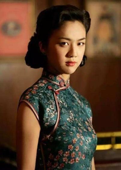 女星旗袍造型大pk,你觉得谁更胜一筹?