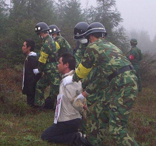 死刑犯执行枪决时,为何不允许百姓围观?场面血腥不是关键原因
