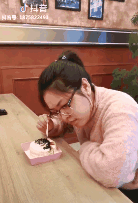 这不一位医生在抖音上火了,让各位直观的感受一下…… 