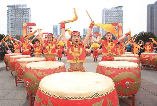 "一校一品"特色品牌——三圣大鼓