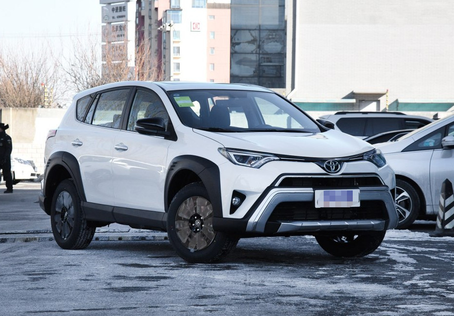 丰田20万suv车型推荐,本田suv20万左右新款 丰田推出全新suv车型,单月销量17859辆,网友:实力爆发