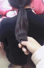 gif搞笑趣图:我是真没想到你这么美,真是惊到我了!