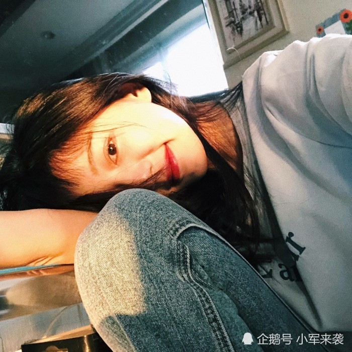 最近"比你爱他"仙女头像火了:你哭够没有?哭够了我挂电话了!
