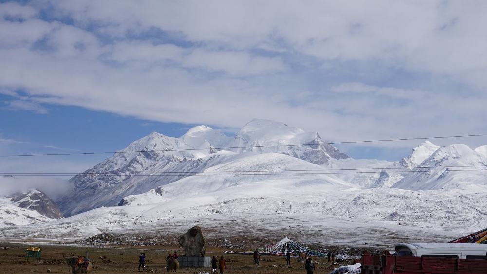 西藏四大名山,唐古拉山脉仅排第4,网友:第一闻名世界!