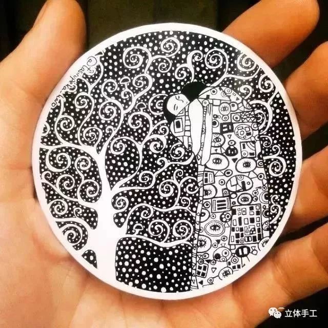 黑白线描形式下的世界名画居然这么好看!