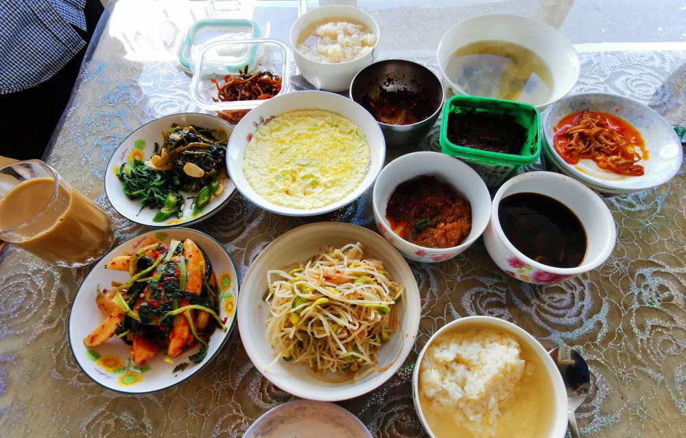 朝鲜族人家的三顿饭,顿顿大米饭,一年要吃一千多顿大米饭