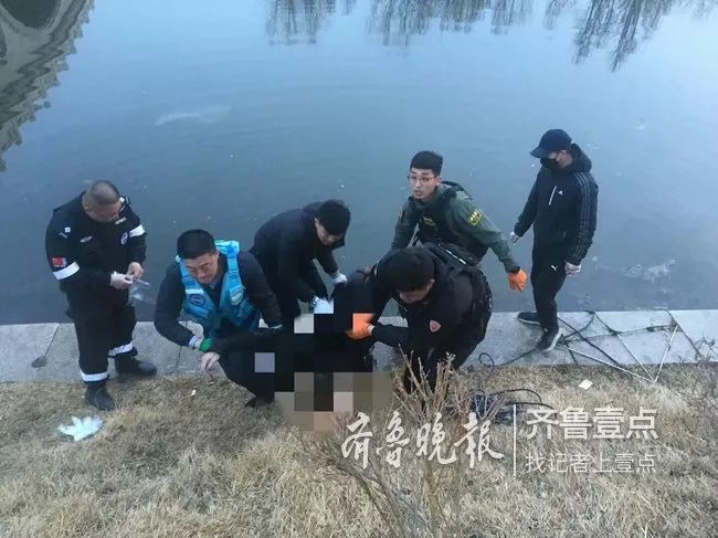 3月9日凌晨4时许, 青岛市一名23岁的小伙 在胶州市二里河溺水, 胶州