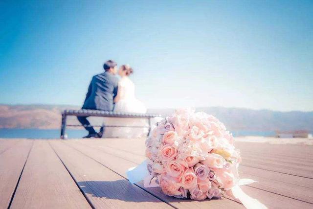 为什么很多男人在三十岁的时候还不结婚呢?原因很现实