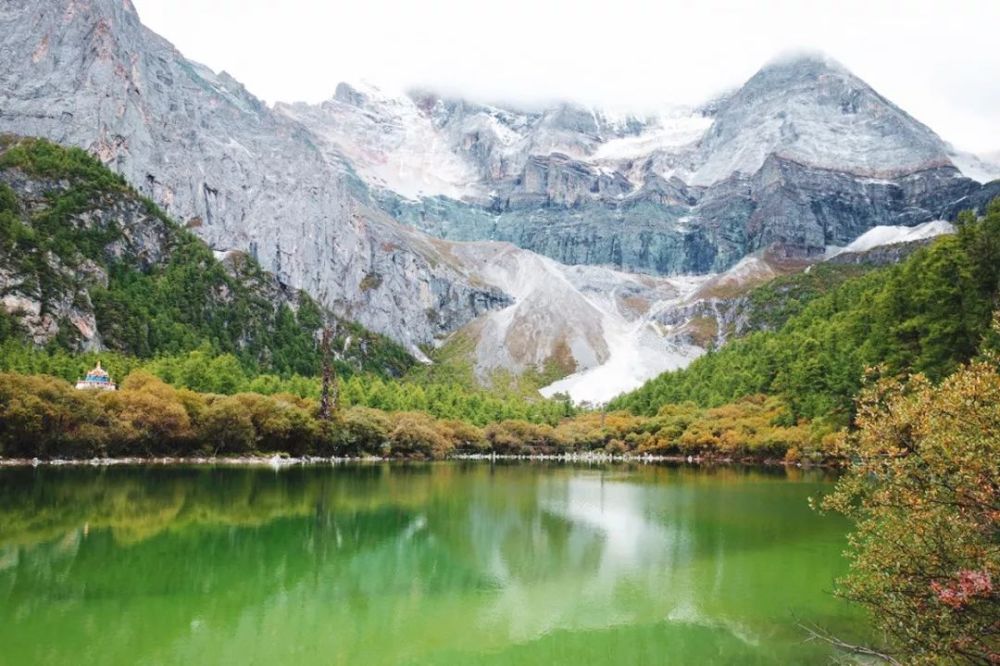 稻城亚丁,珍珠海,雪山,海子