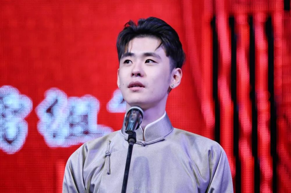 张云雷告别《欢乐喜剧人》!