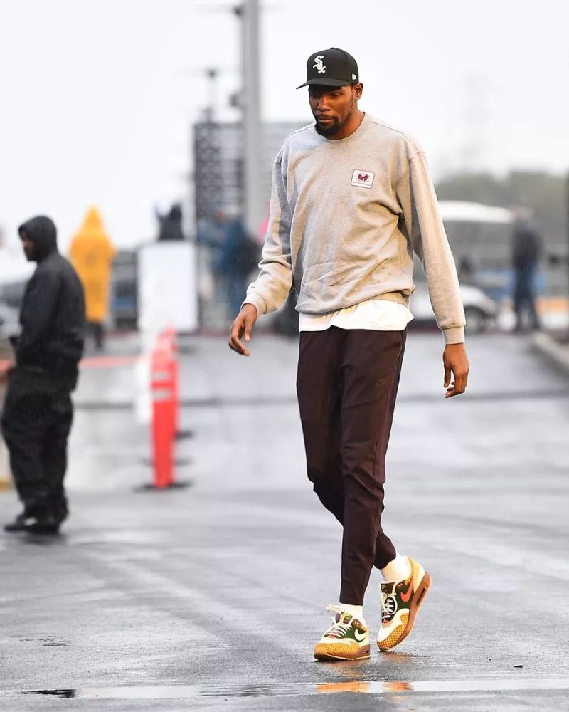 kyrie irving – off-white x nike air max 90 custom