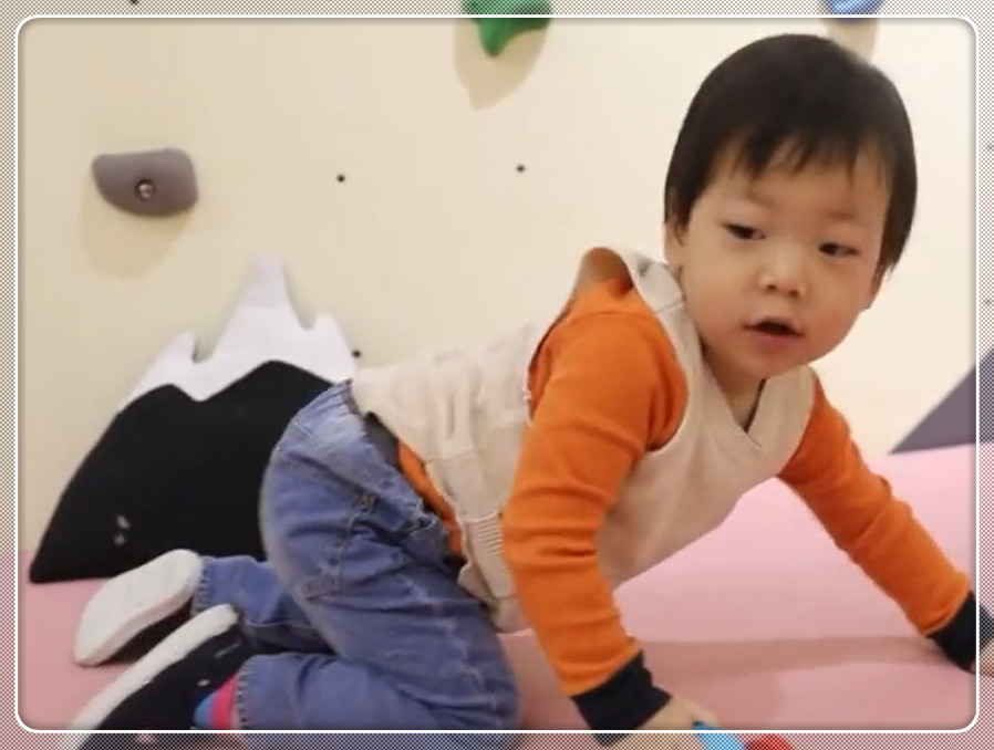 宝宝什么时候学走路最好?有这3个表现时,家长