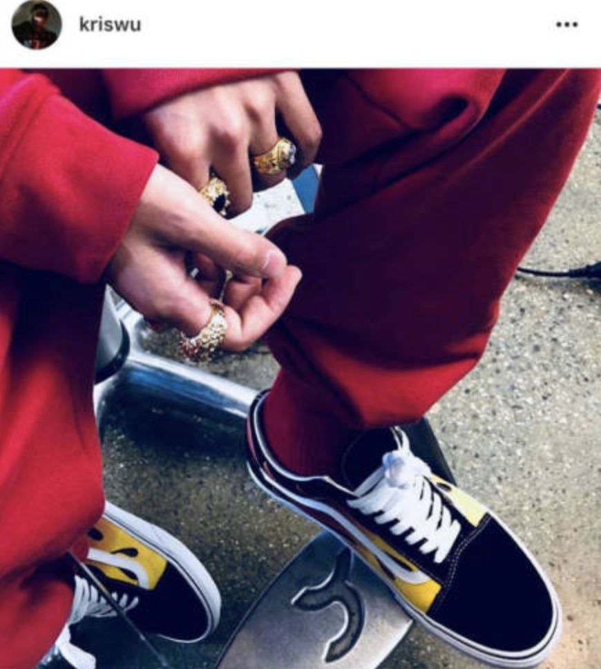 吴亦凡46码大脚穿鞋像条船,赵丽颖小脚也有苦恼