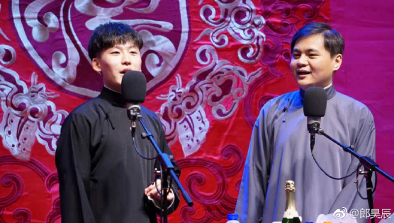 德云社高峰亲传弟子郎昊辰相声专场举行!高峰有5个弟子,都是谁