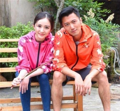 港媒曝杨幂谢霆锋已经结婚?王菲忍无可忍,杨幂