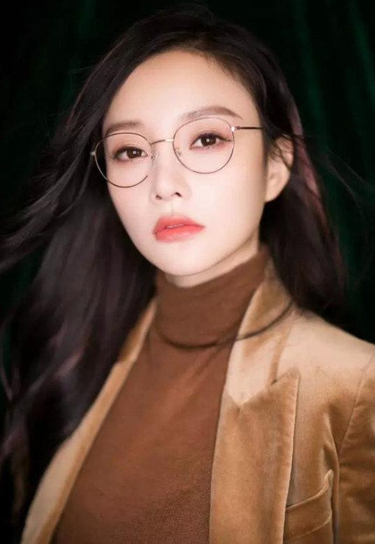 李小璐吐露冤情,贾乃亮这样回应,暴露两人感情