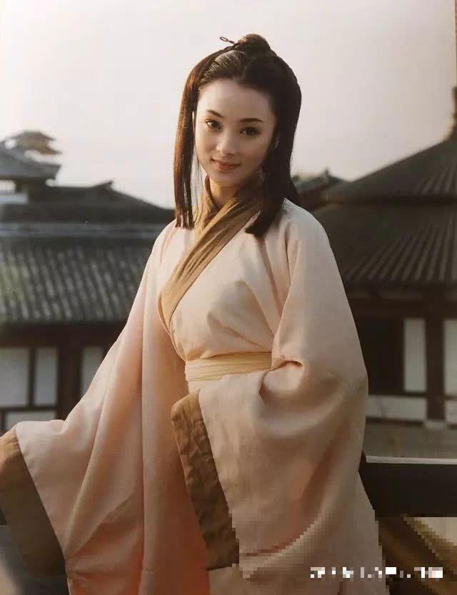蒋勤勤年轻时到底有多美?穿古装成最美西施,生活照美如画中人!