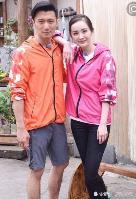 港媒传出杨幂、谢霆锋大婚传闻,工作人员9字回